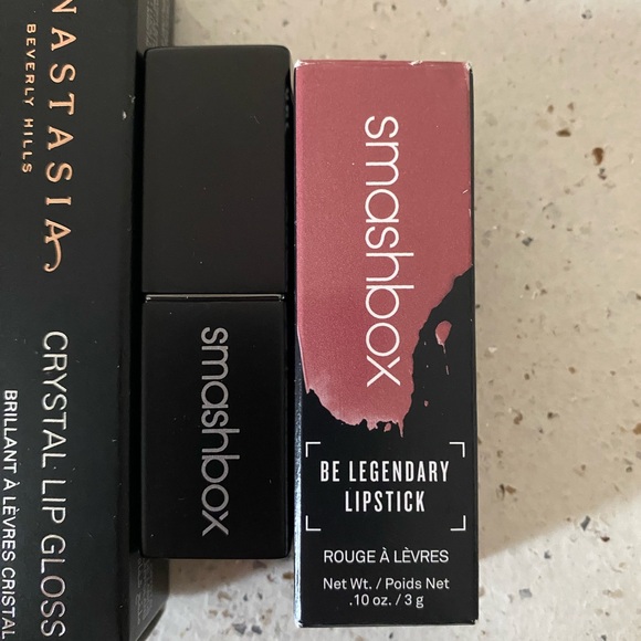 NEW! Lipstick and gloss trio - Picture 5 of 7